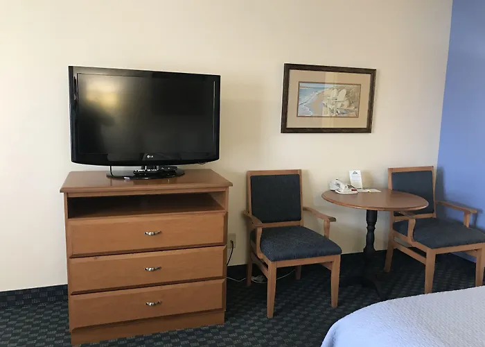 Days By Wyndham Havasu Motel 2*