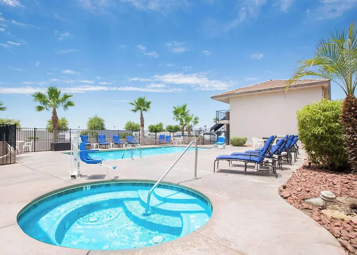 Days By Wyndham Havasu Motel